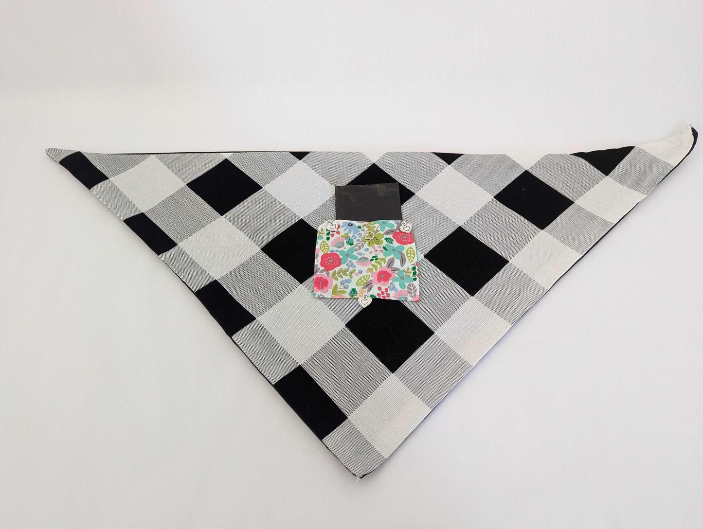 Dog Bandanas M/L - Black & White Checkered Pattern